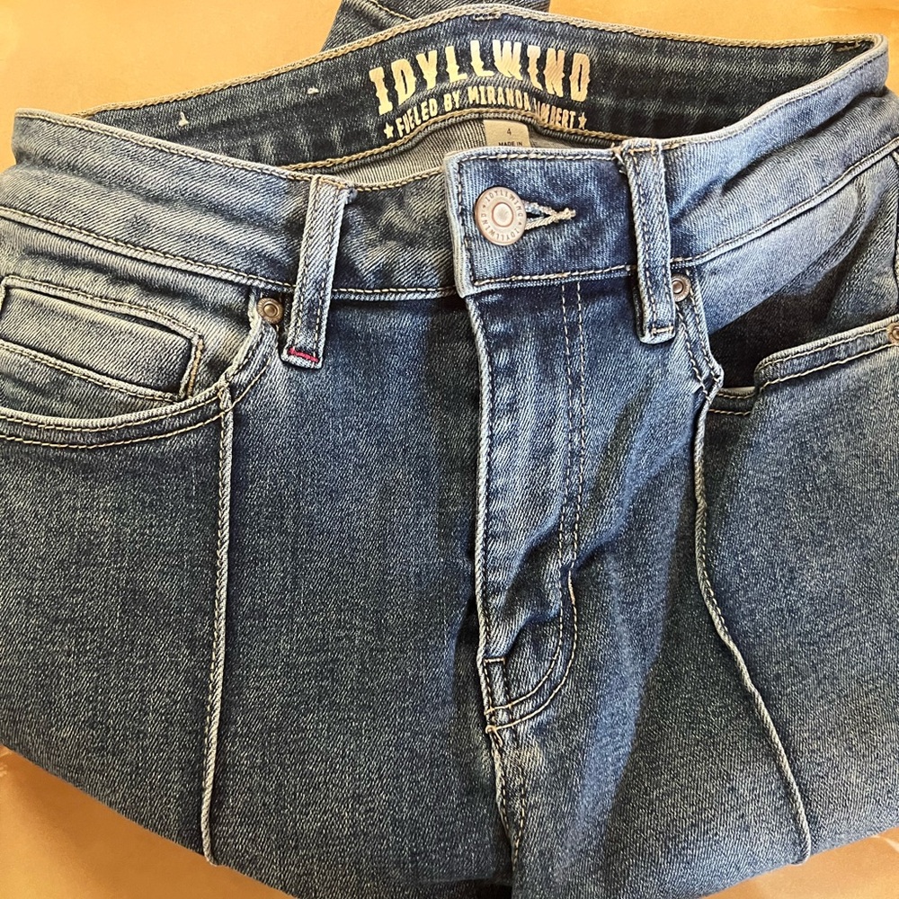 Idyllwind flare leg high rise jean 4/34